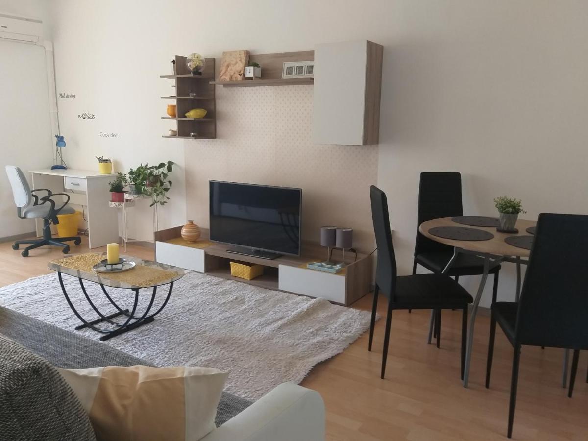Simon Apartman Tiszafüred المظهر الخارجي الصورة